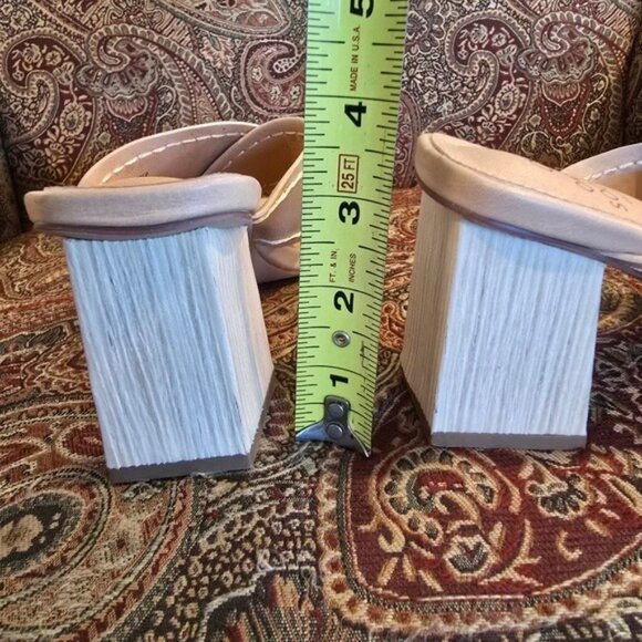 Cross Strap Nude Leather Block Heel Sandals By Oasis Society Size 8 Stylish - Picture 4 of 5